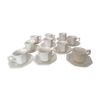 Set of 10 Johnson Brothers cups and saucers