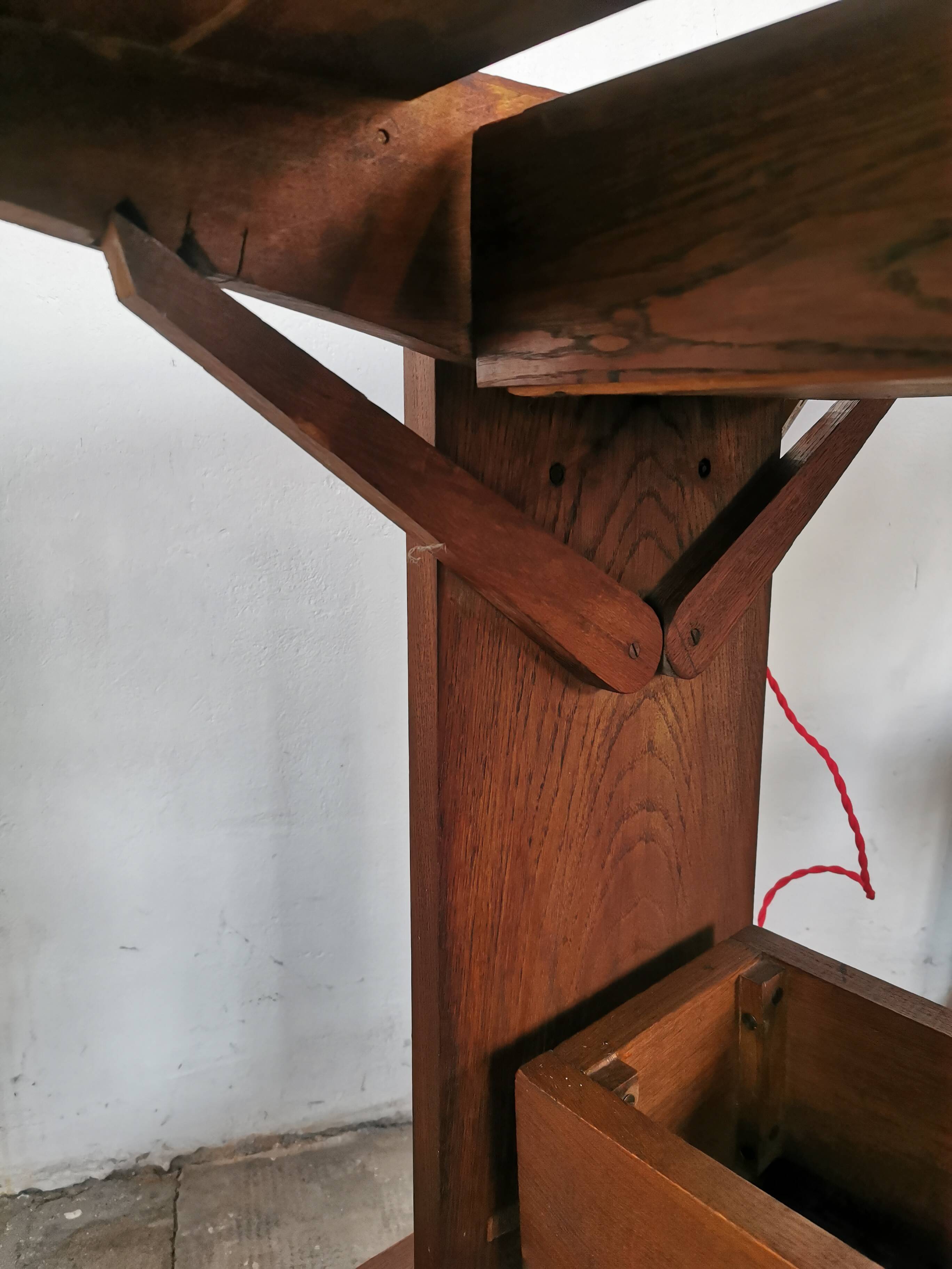 Double retractable desk 1950, Raclem