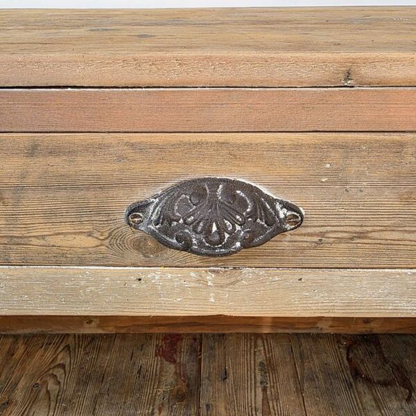 Joli comptoir de magasin à volutes début 19ème