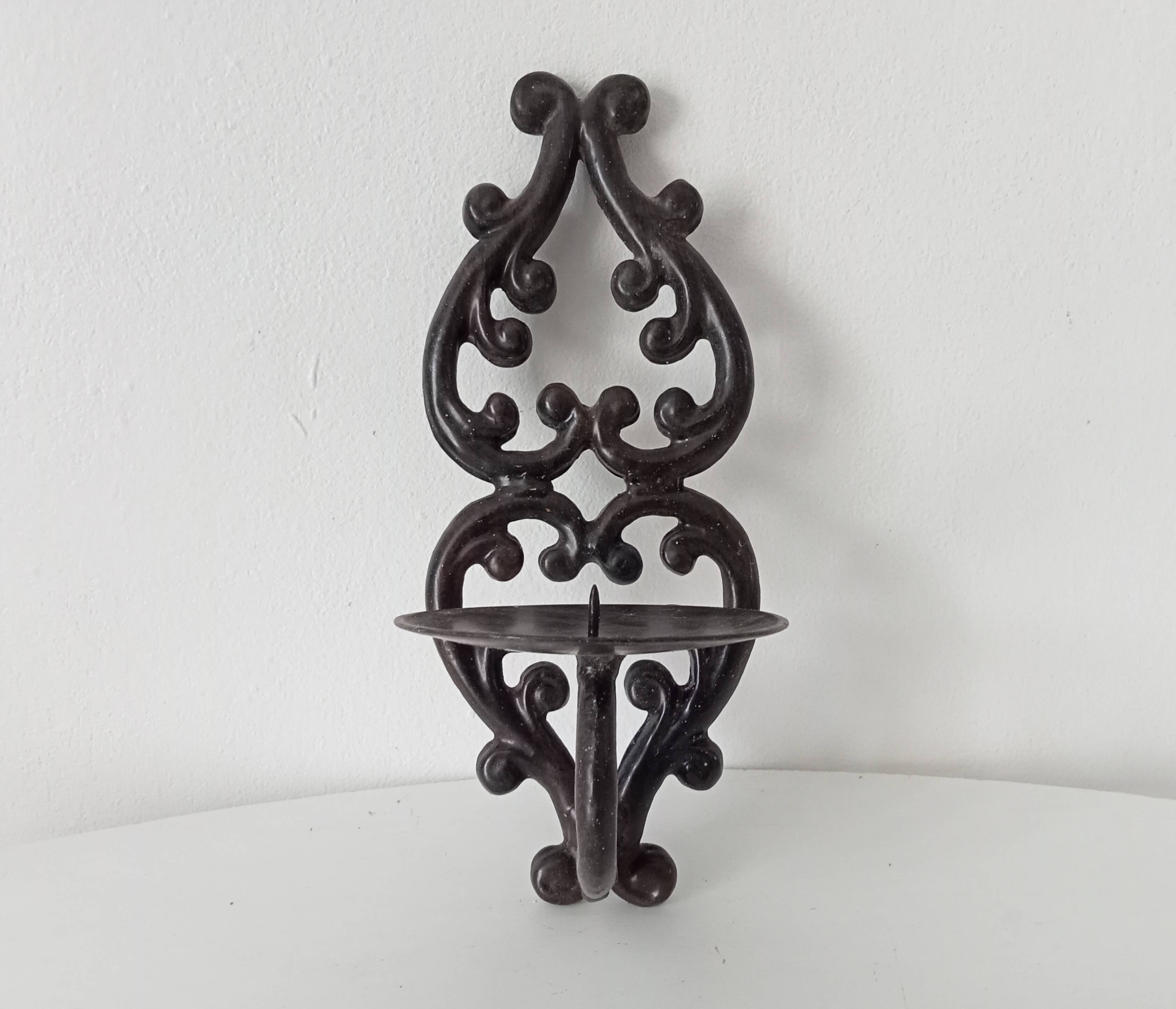 Antique wall candle holder in enamelled cast iron