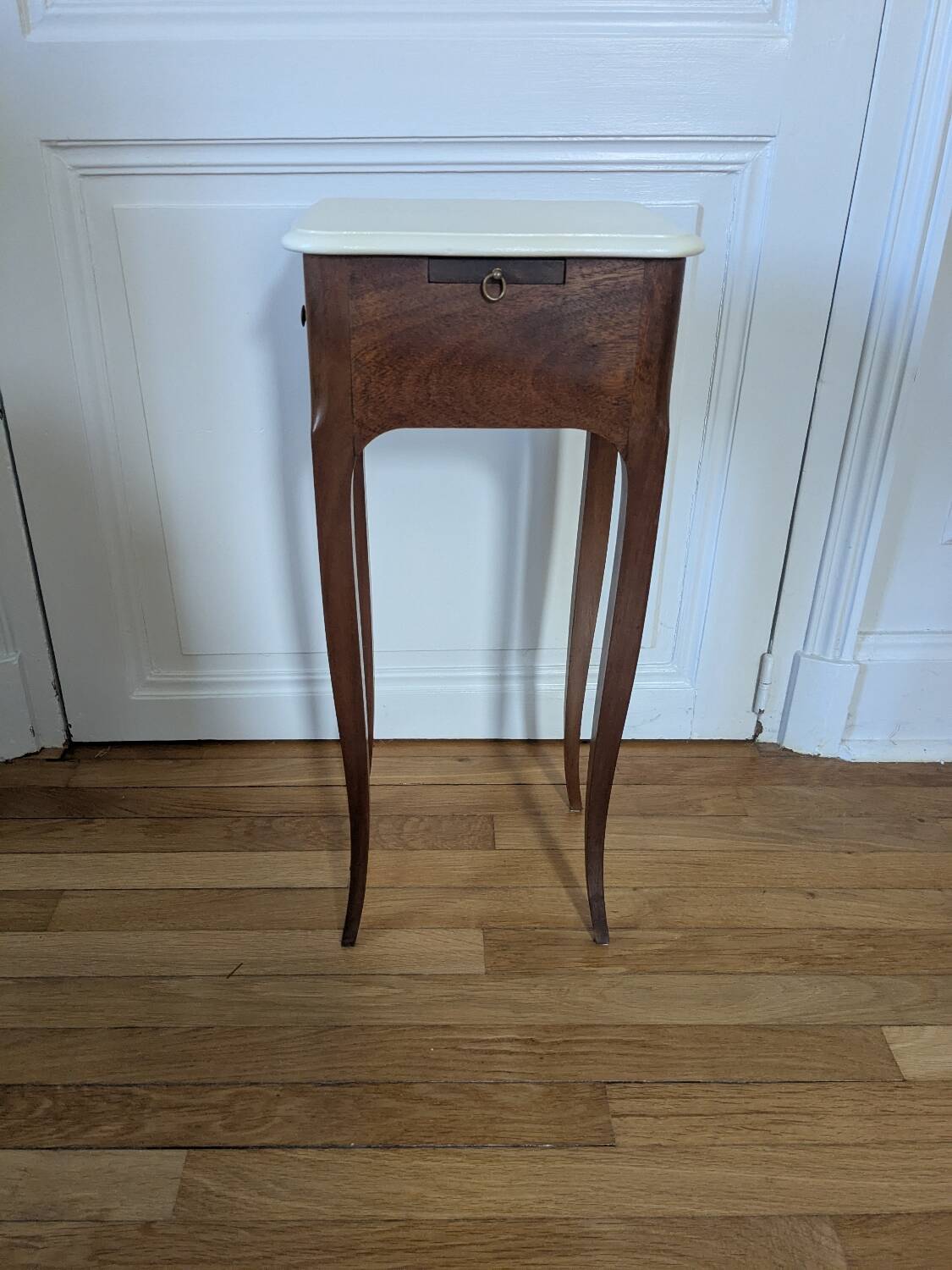 Small smoking cabinet