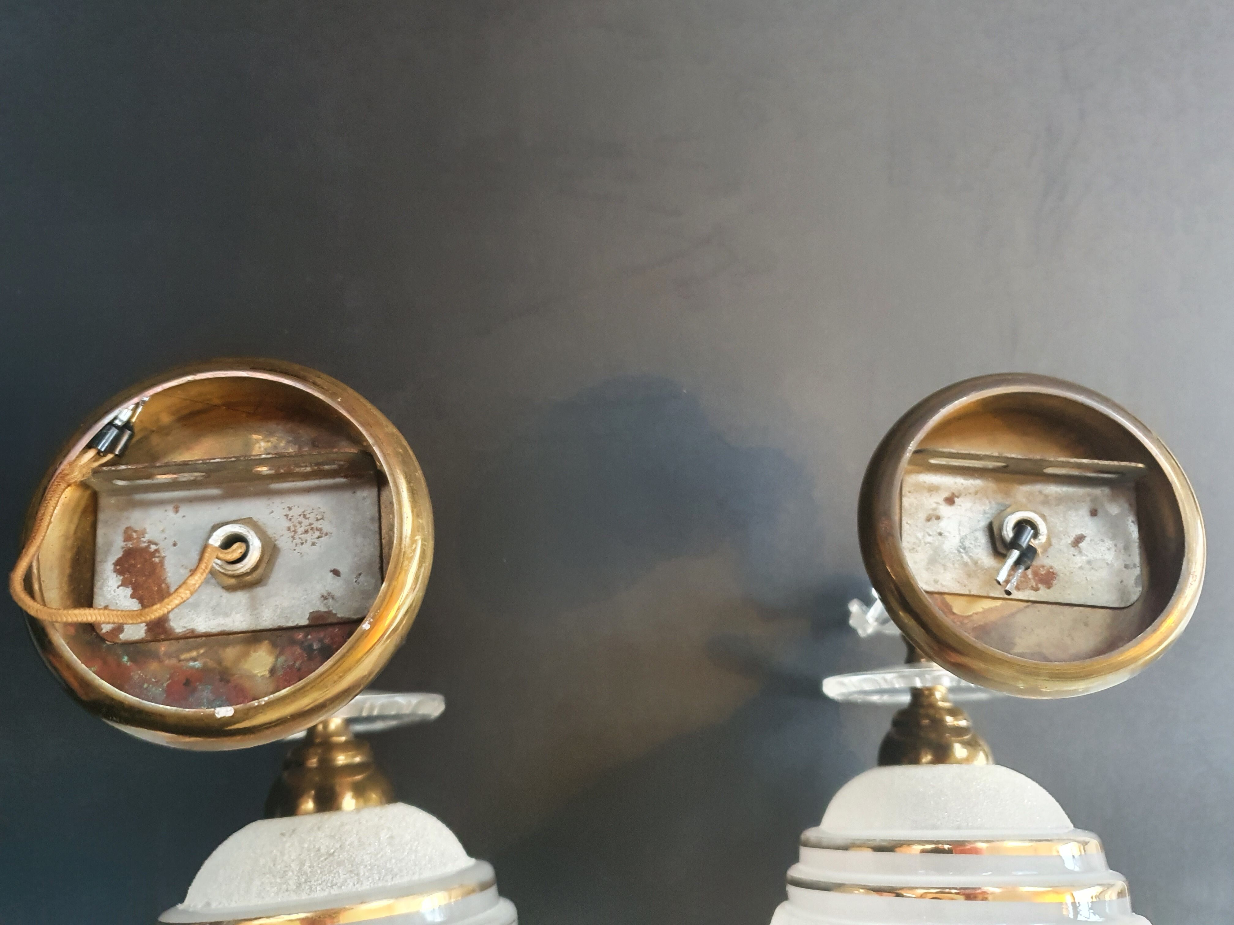 Paire d'appliques vintage en verre sablé et doré