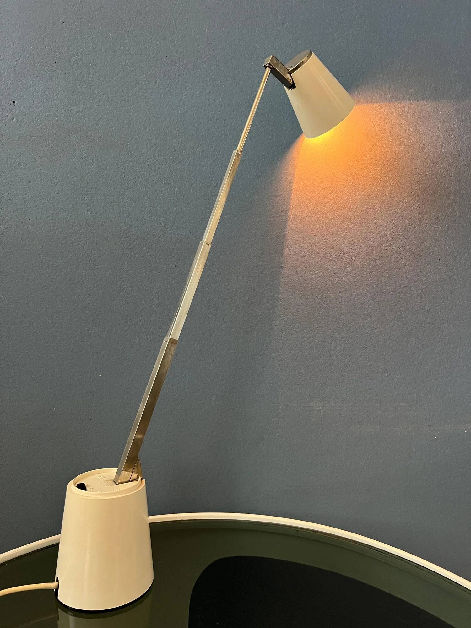 Lampe de bureau télescopique vintage beige Eichhoff