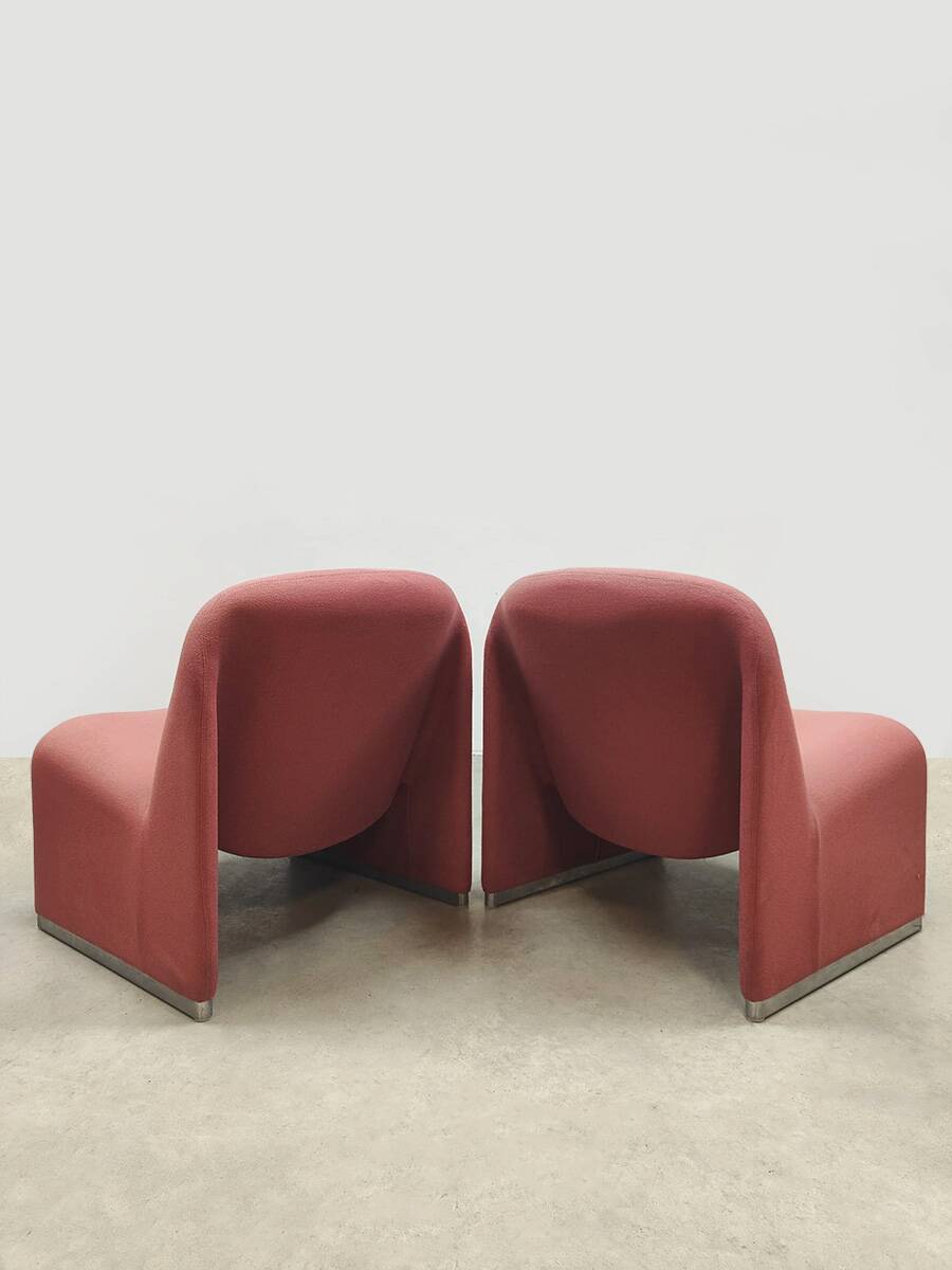 Ensemble de salon au design vintage Chaises Alky Giancarlo Piretti Artifort