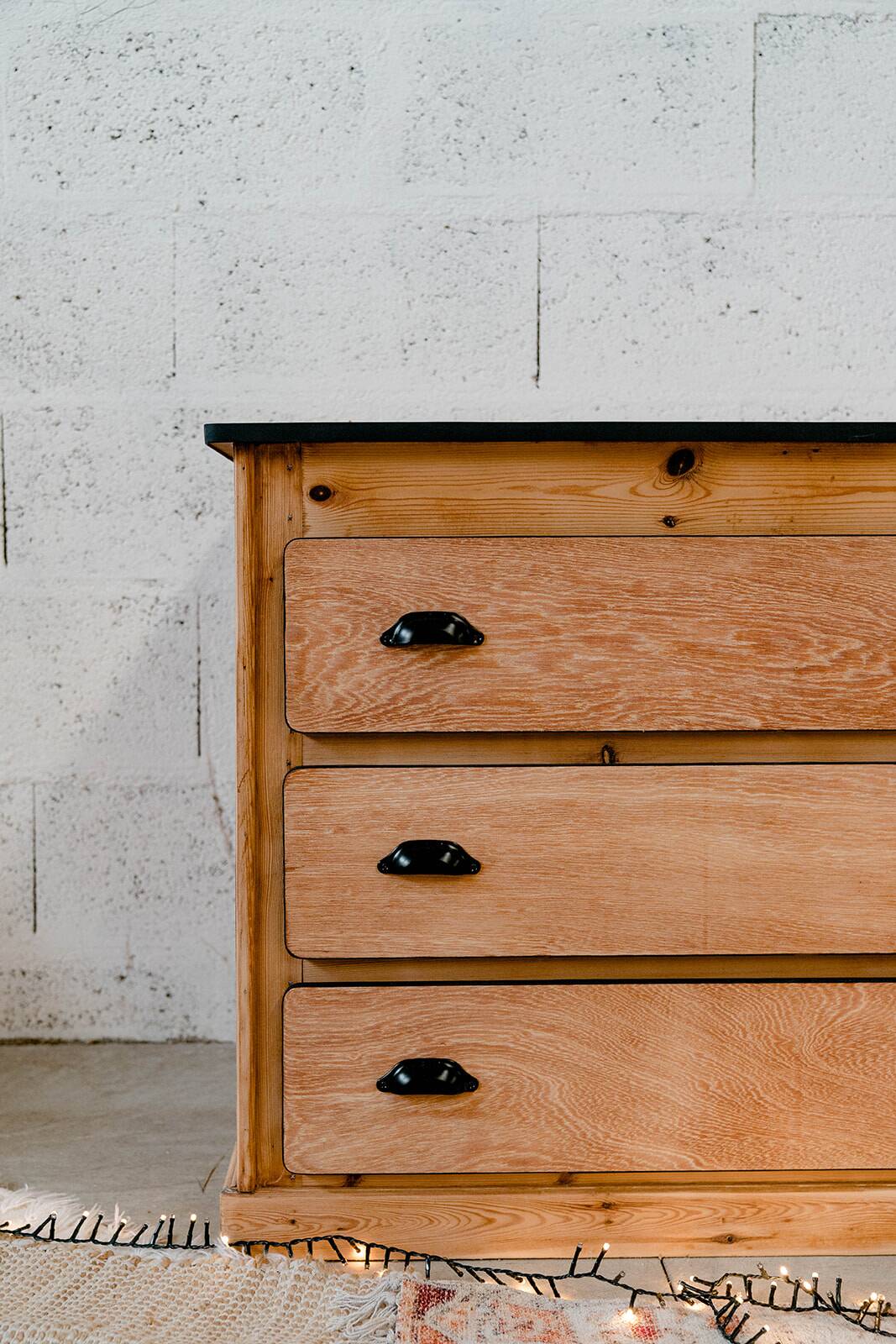 Wooden trade counter