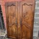 Paire de portes de placard style Louis XV en merisier massif