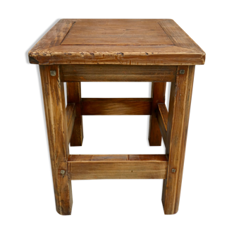 Tabouret en bois massif