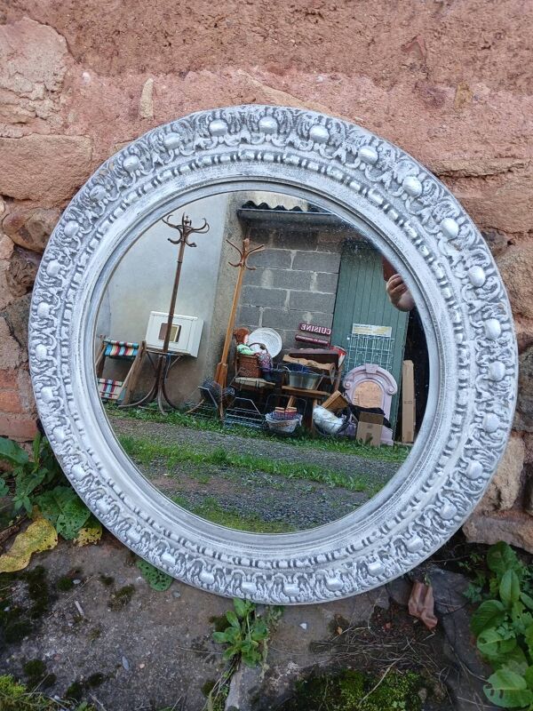 Grand miroir rond de style Gustavien