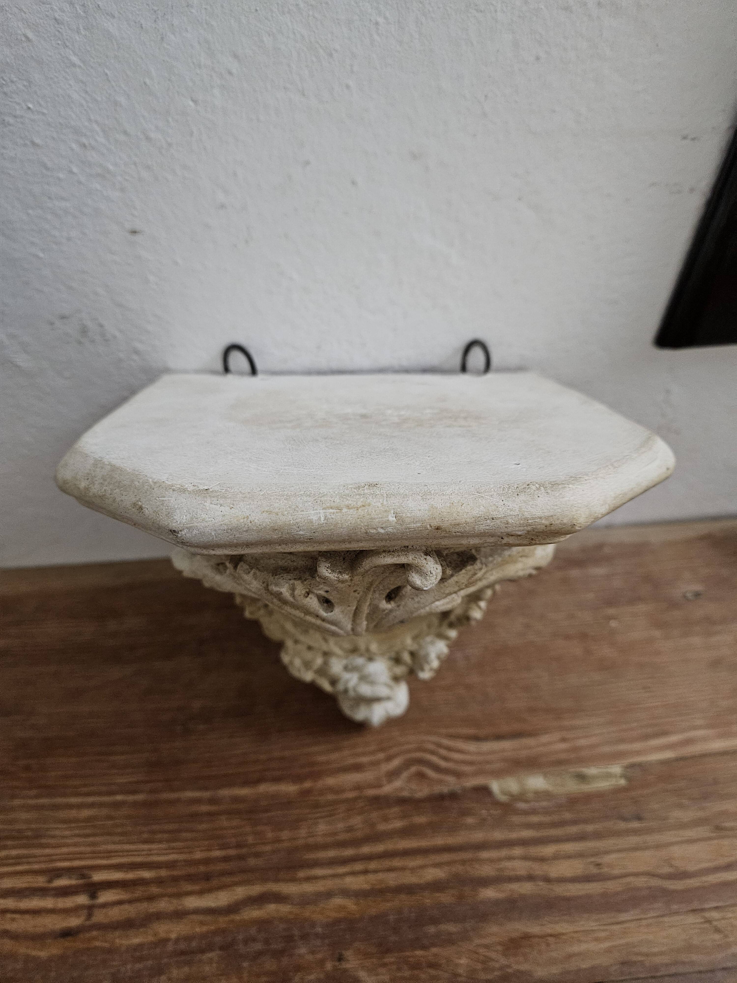 Stucco wall shelf - Console