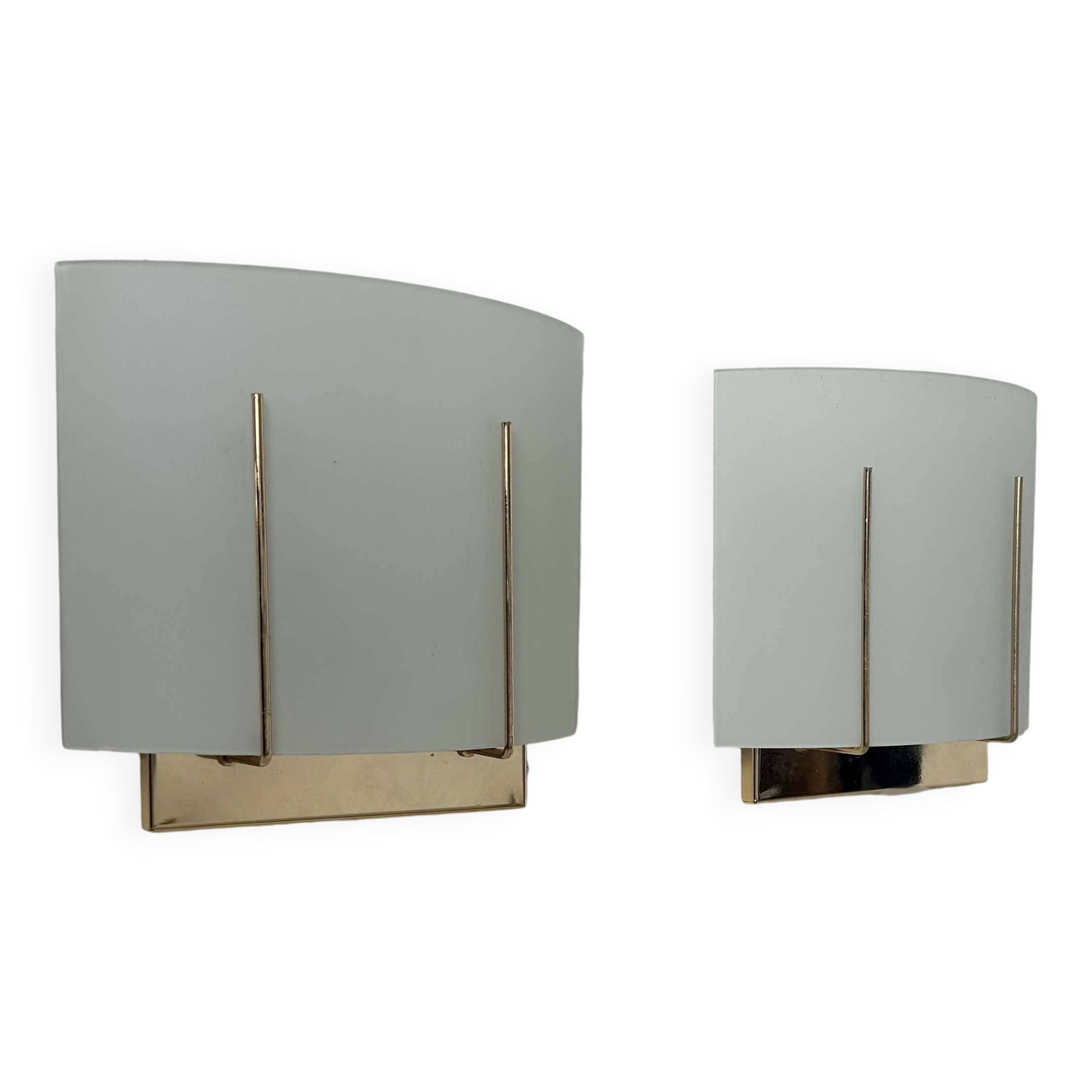 Pair of vintage wall lights, gilded brass and sandblasted glass, Italy 1970