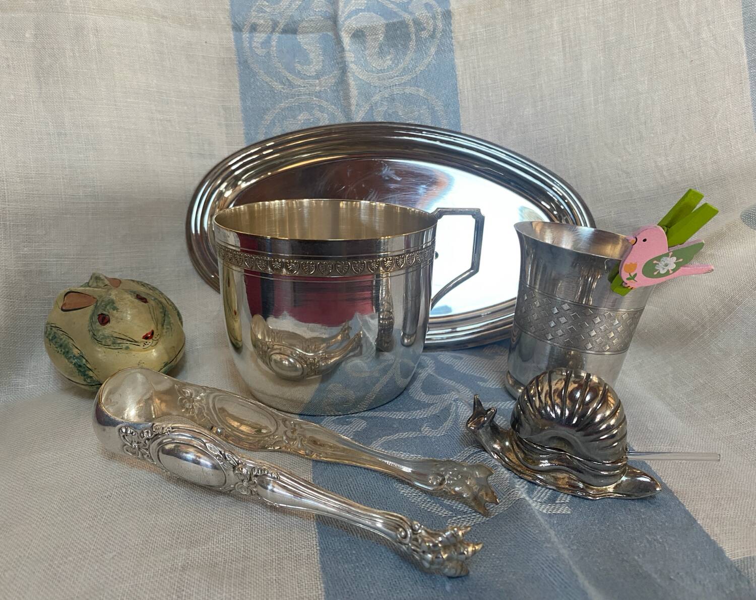 Small oval silver metal tray