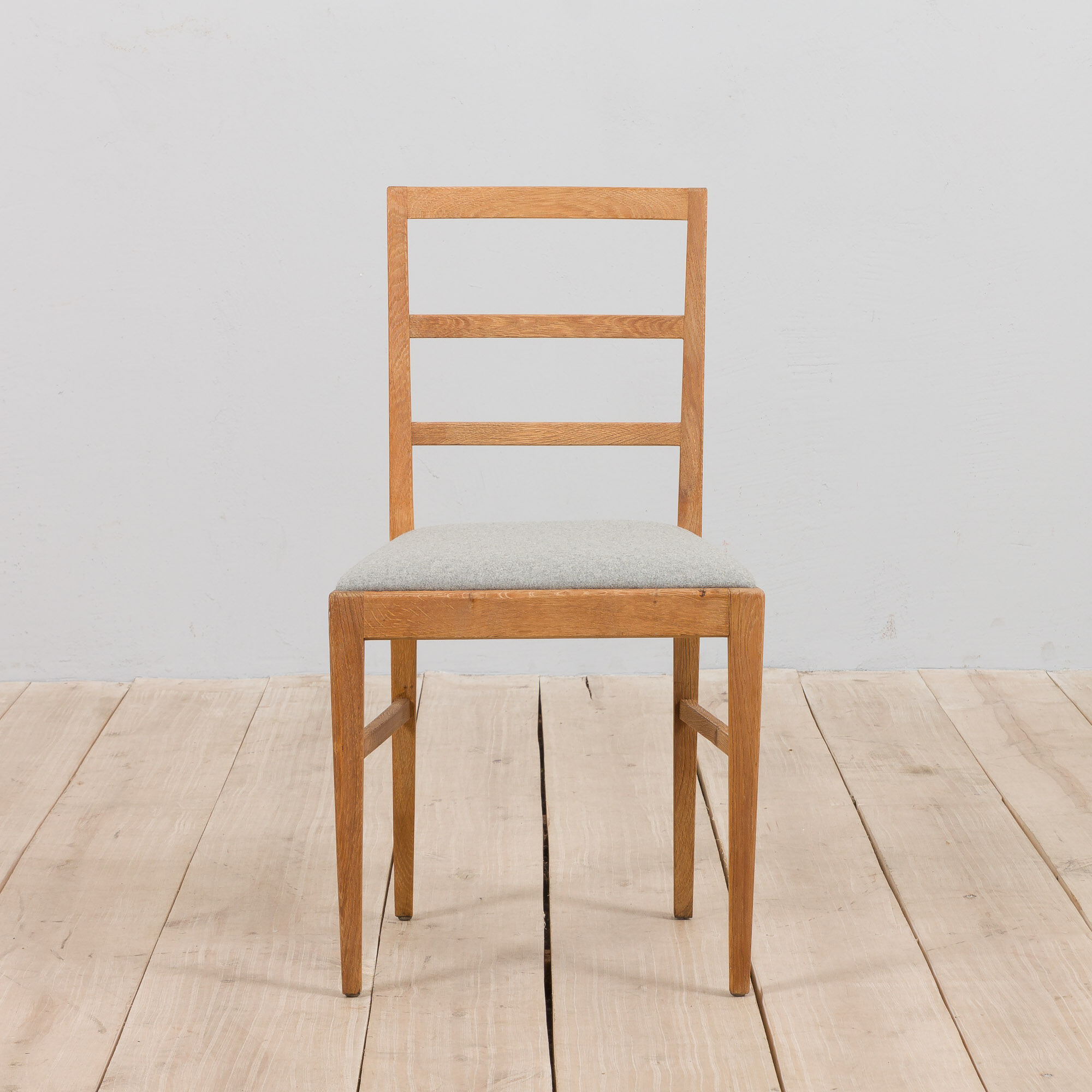 Set Of 6 Mid Century oak dining chairs by Fritz Hansen, natural wool upholstery, 1950s