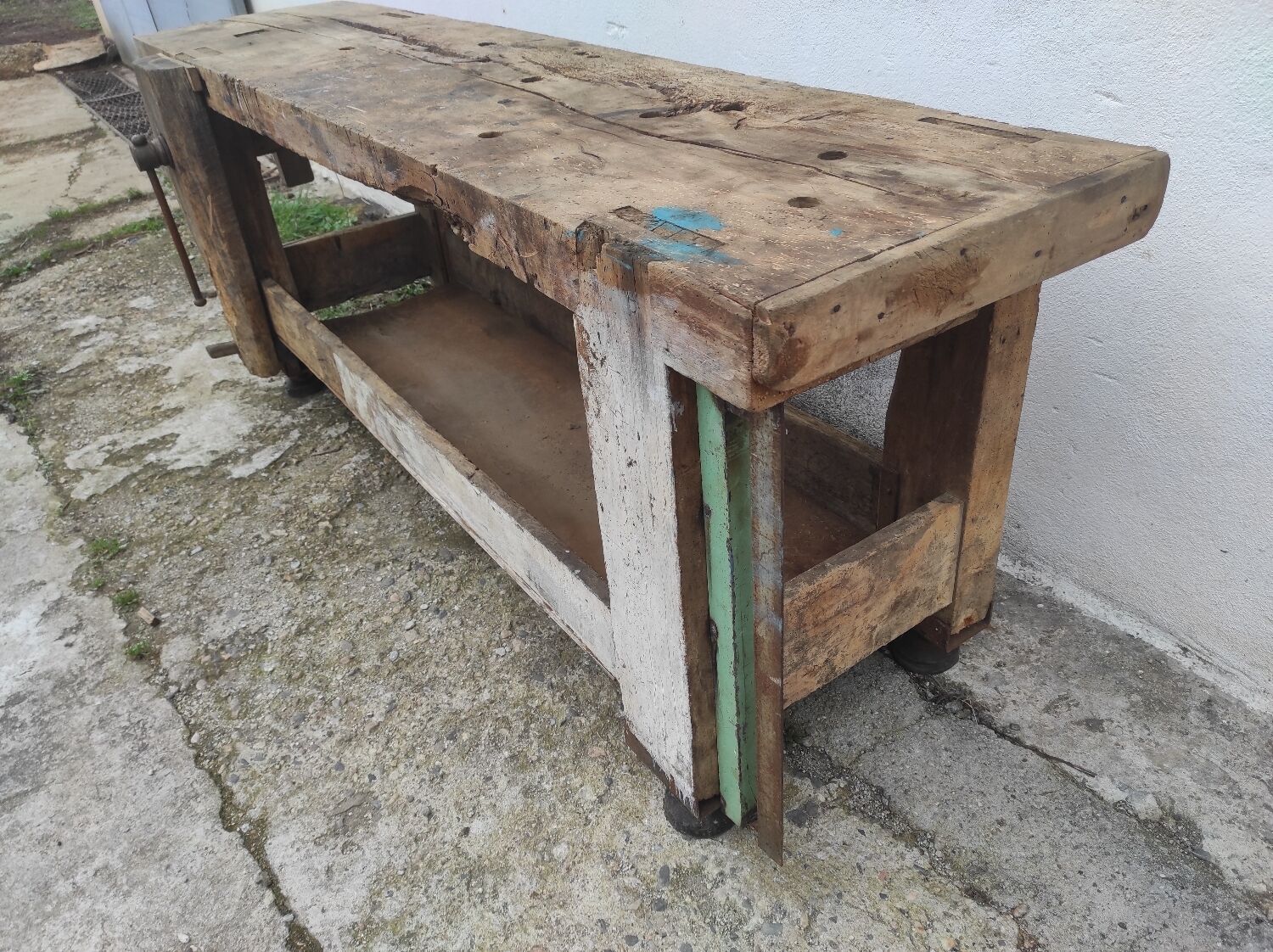 Old carpenter's workbench 2m40 in beech