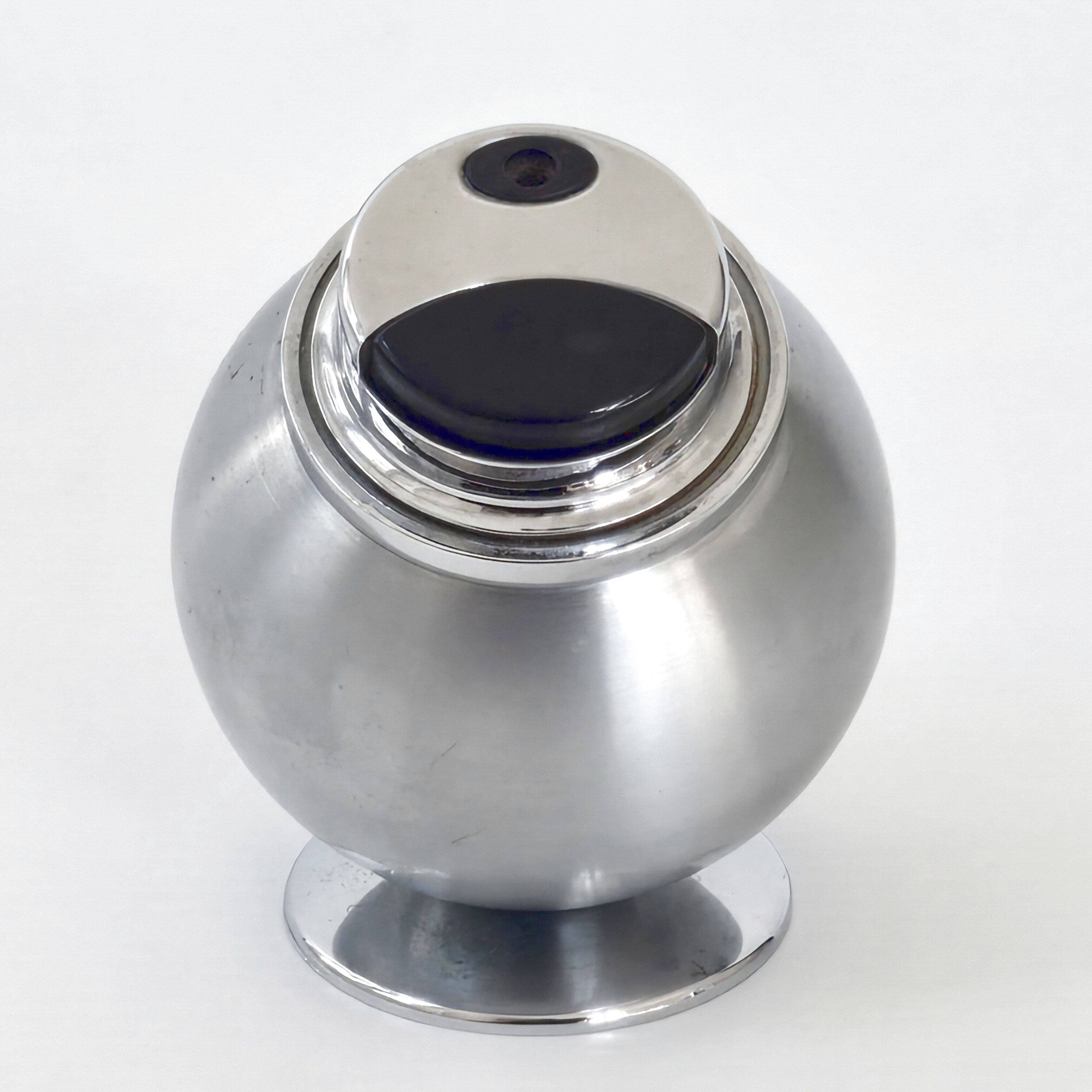 Vintage lighter 1970