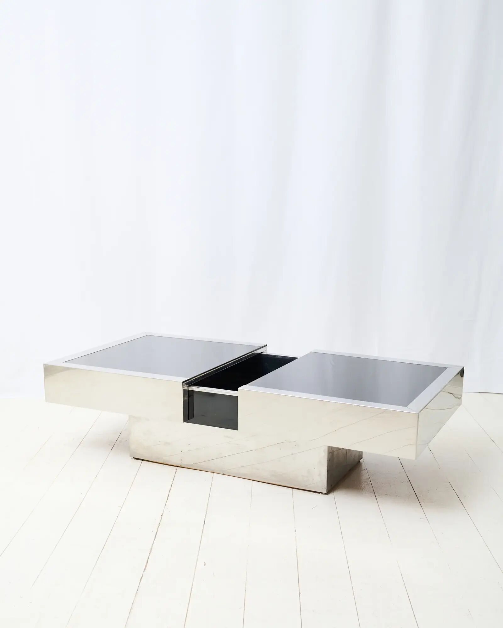 Black and chrome bar coffee table, Willy Rizzo, Cidue, 1970s