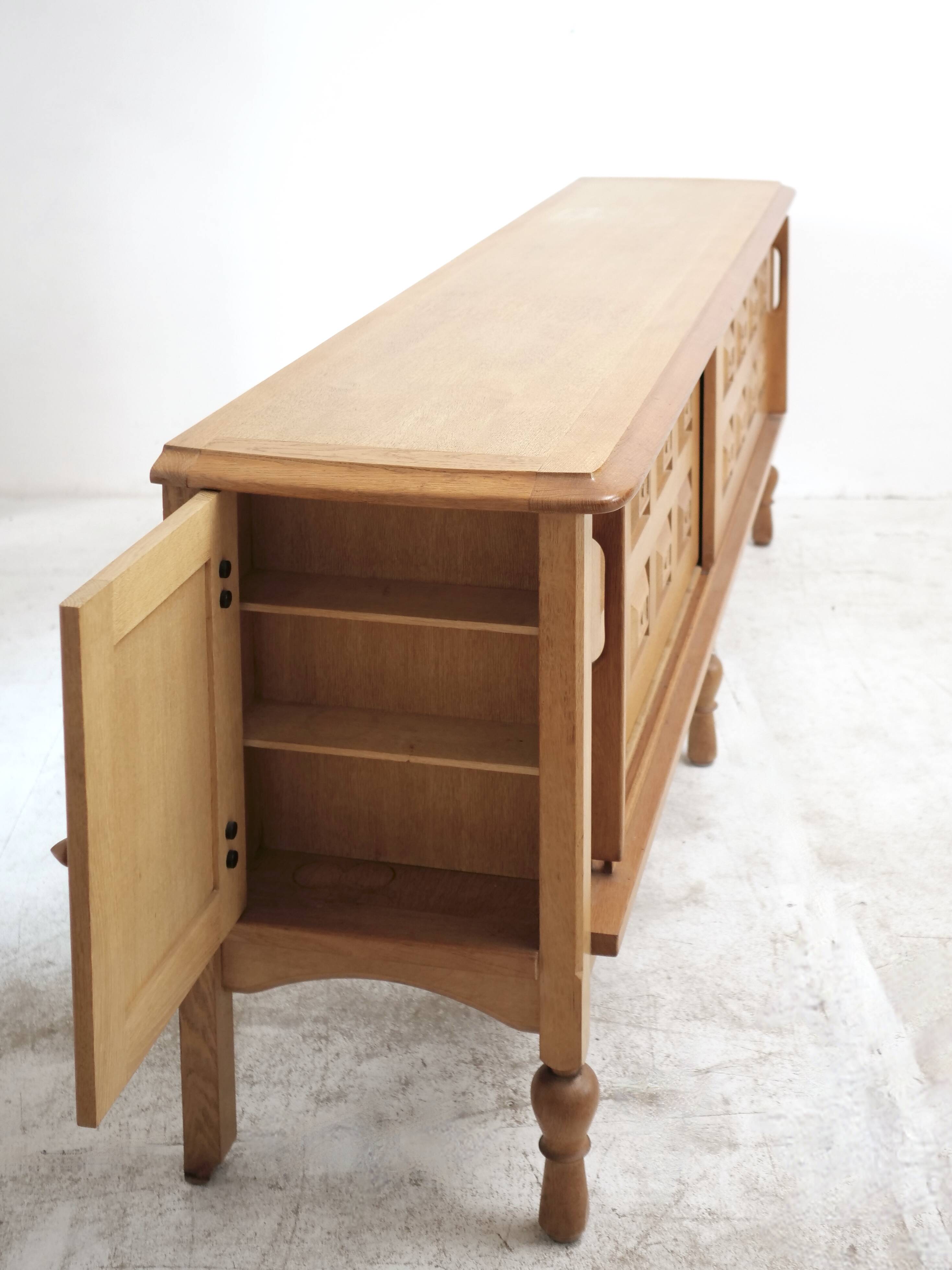 Guillerme and Chambron oak sideboard in light wood in a brutalist style.