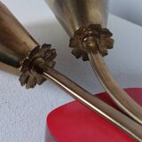 Vintage wall lamp from the 1950s in brass with flower decoration.