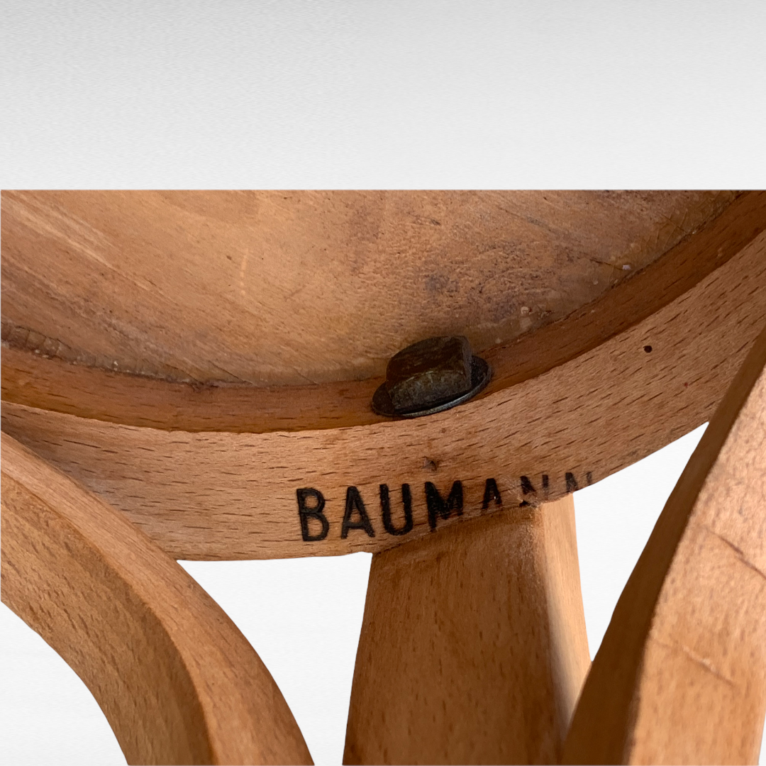 Vintage desk compass feet 1950 and its Baumann chair