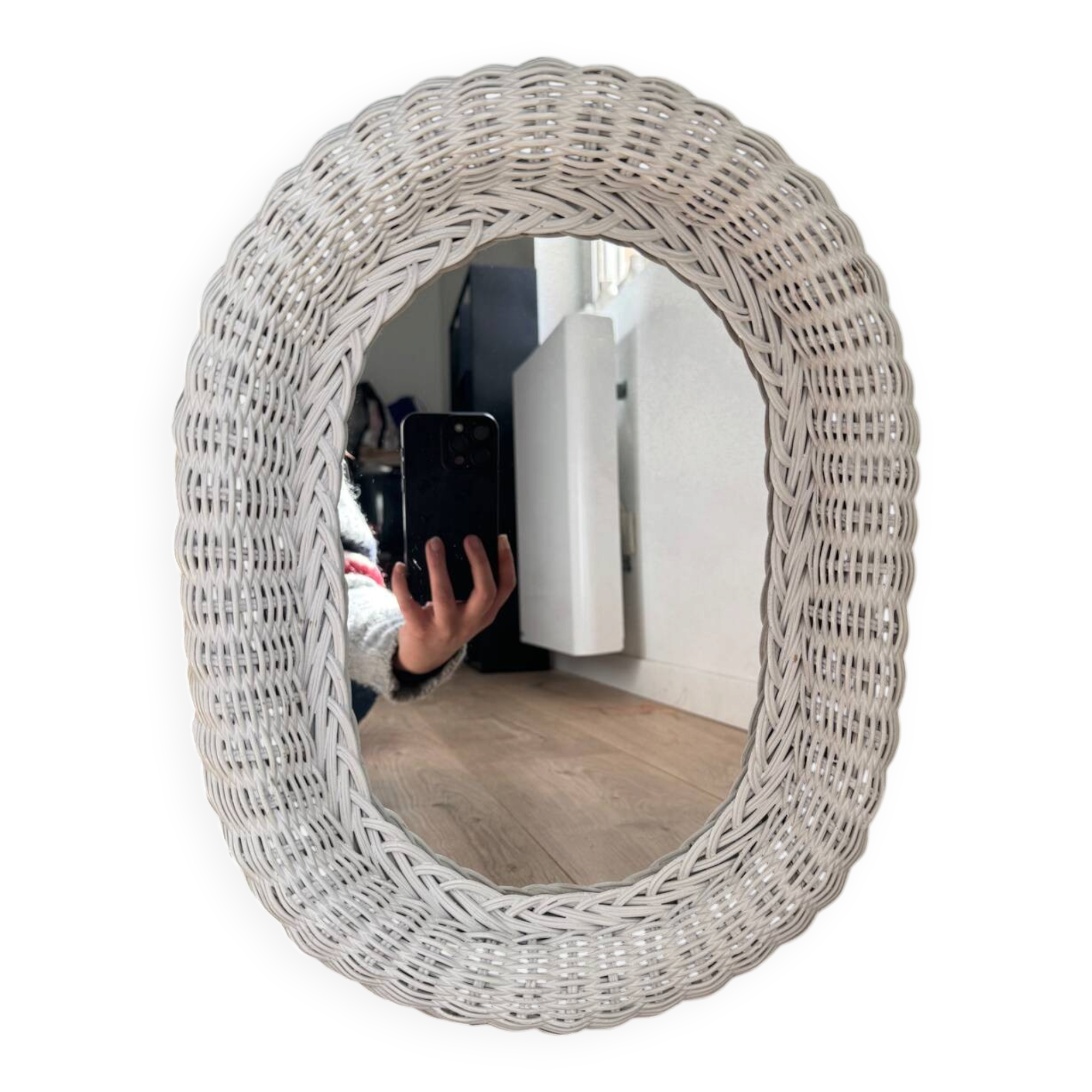 White rattan mirror