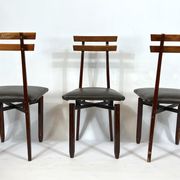 Ensemble de six chaises en bois italien du milieu du siècle