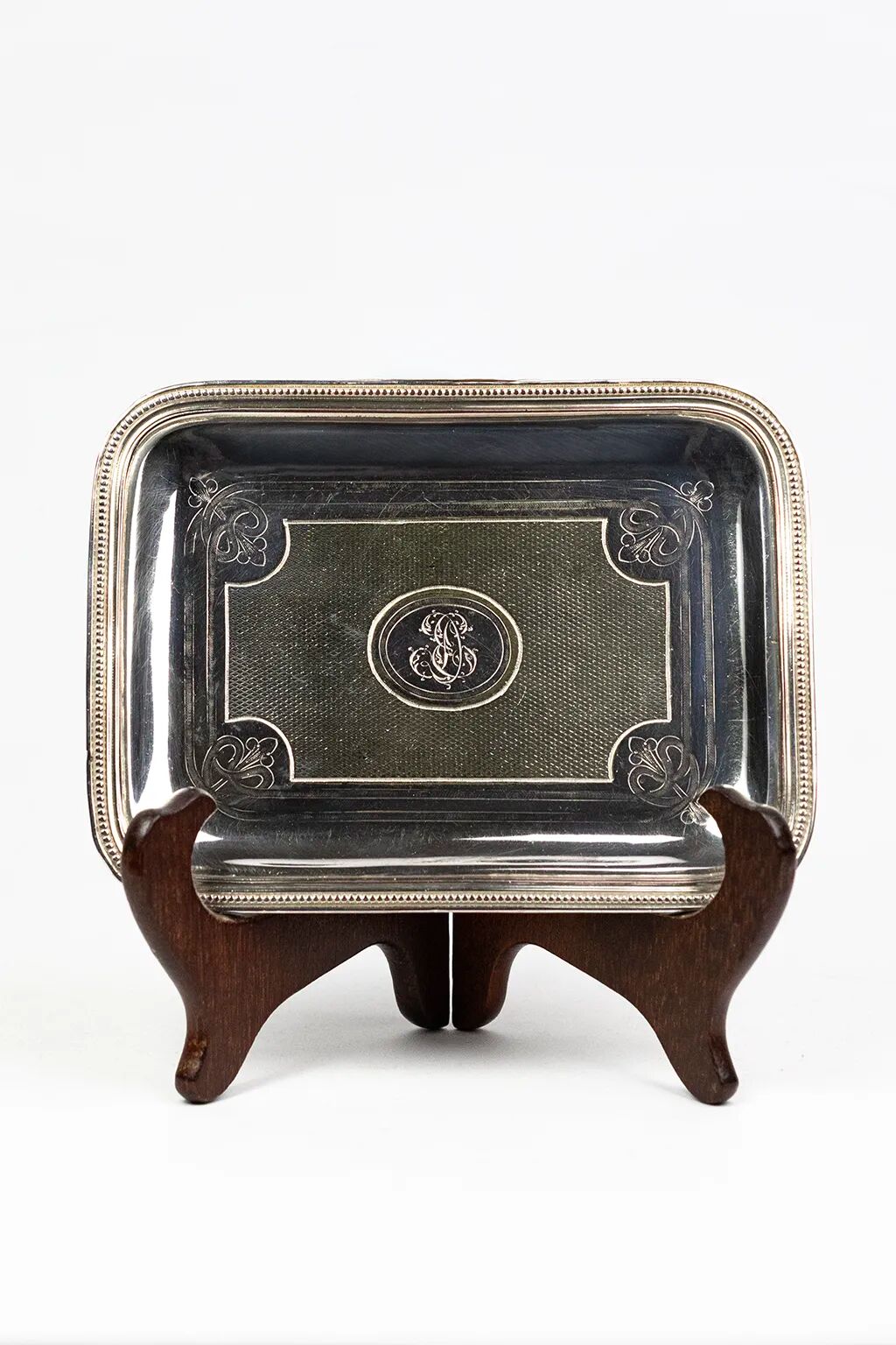 Small silver-plated metal tray with monogram — Christofle, Belle Époque