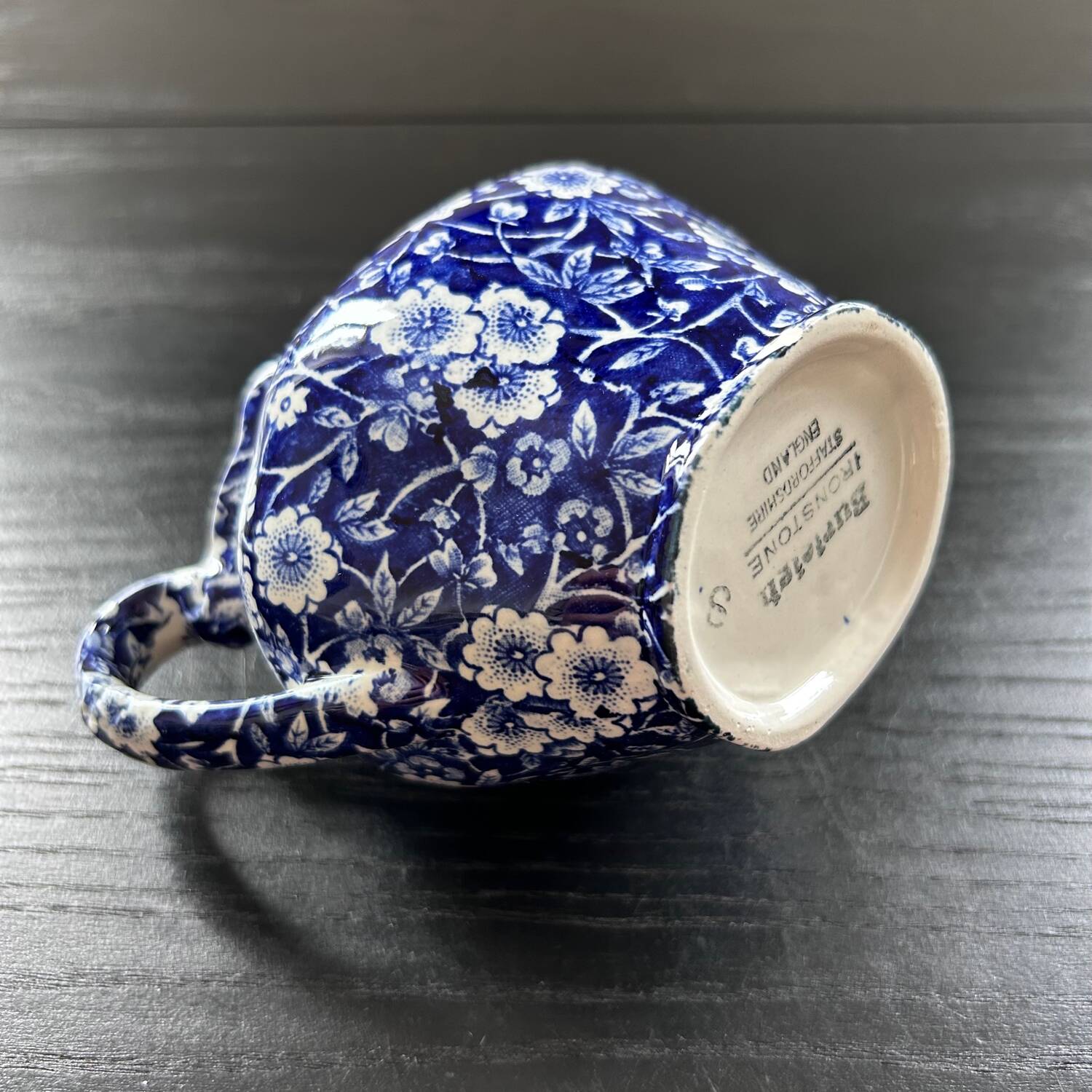 English porcelain creamer