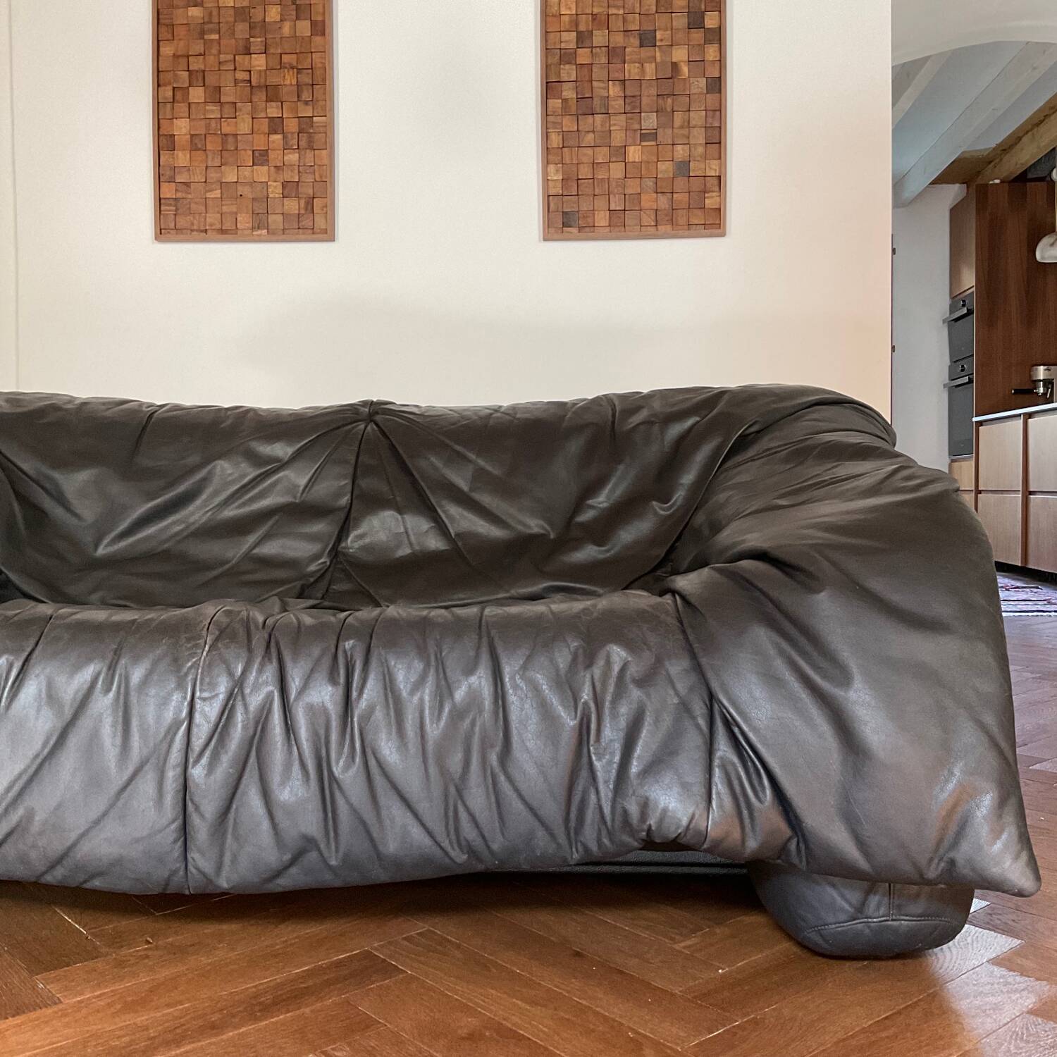 “Flou flou” sofa by Ligne Roset by De Pas, D Urbino, Lomazzi, vintage 80s