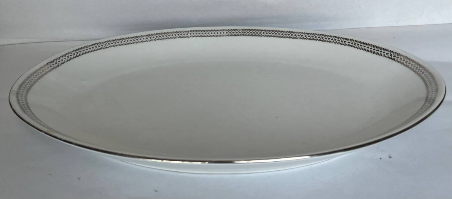 Oval white porcelain dish