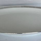 Plat ovale en porcelaine blanche