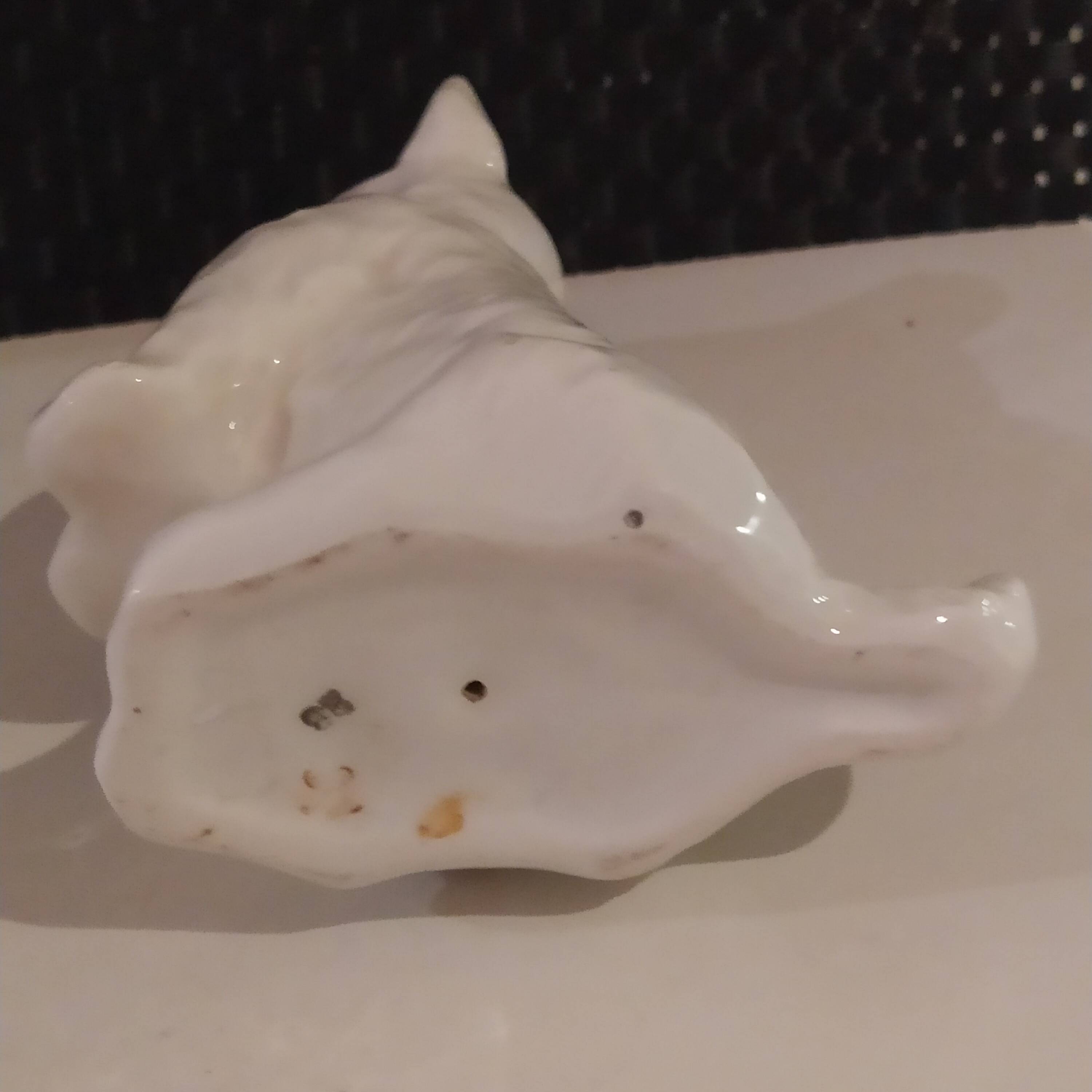 small ceramic fox terrier dog Sargemines 1930/1940