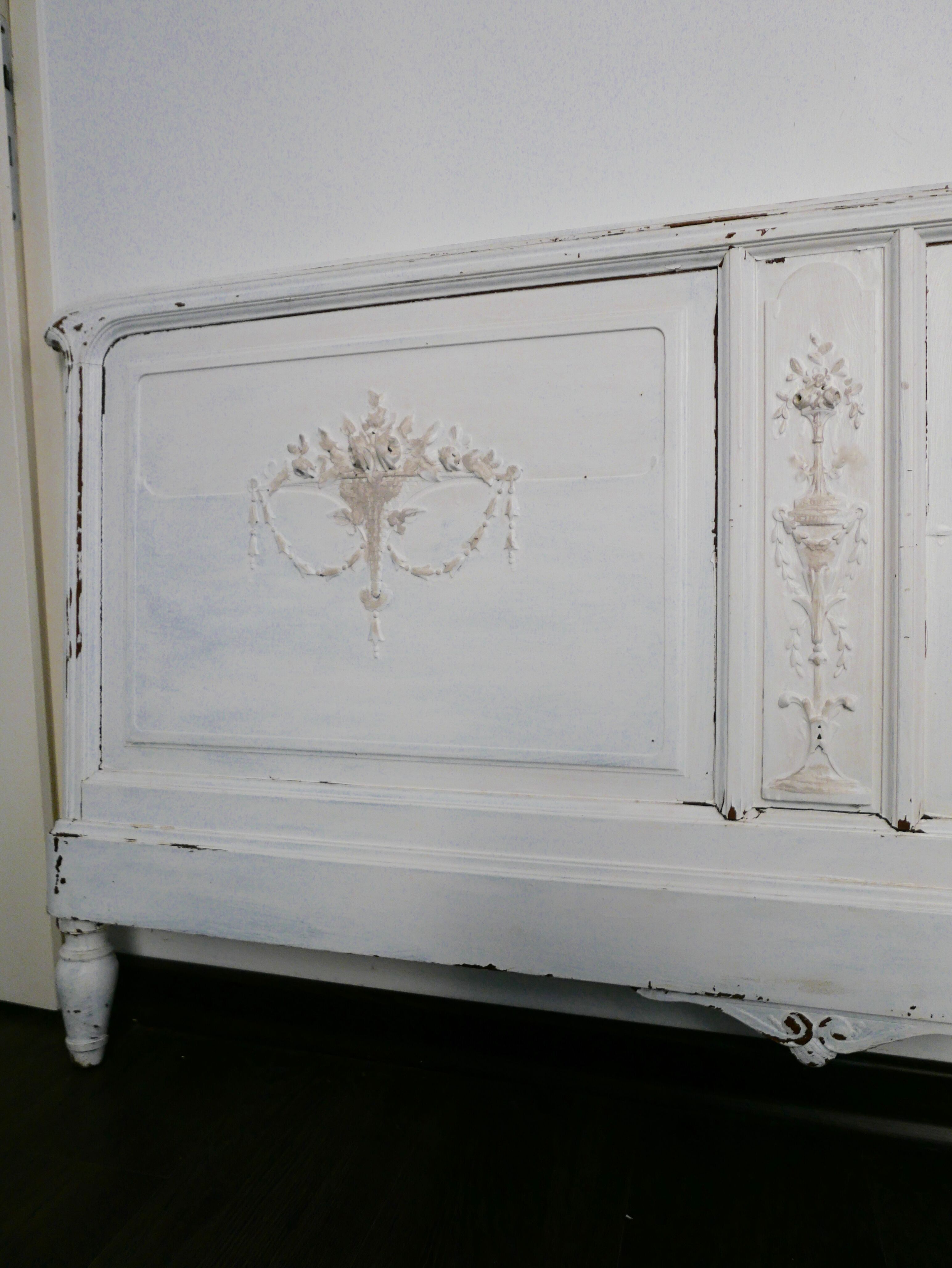 Head of bed two places old and patina