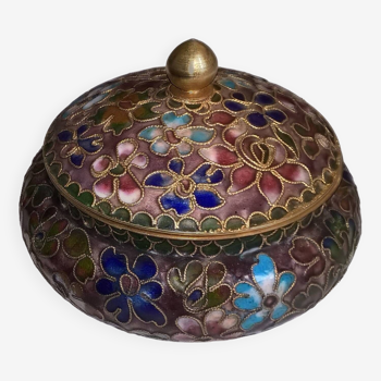 Old cloisonné enamel box with floral decoration.