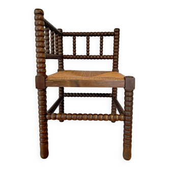 Fireplace corner chair