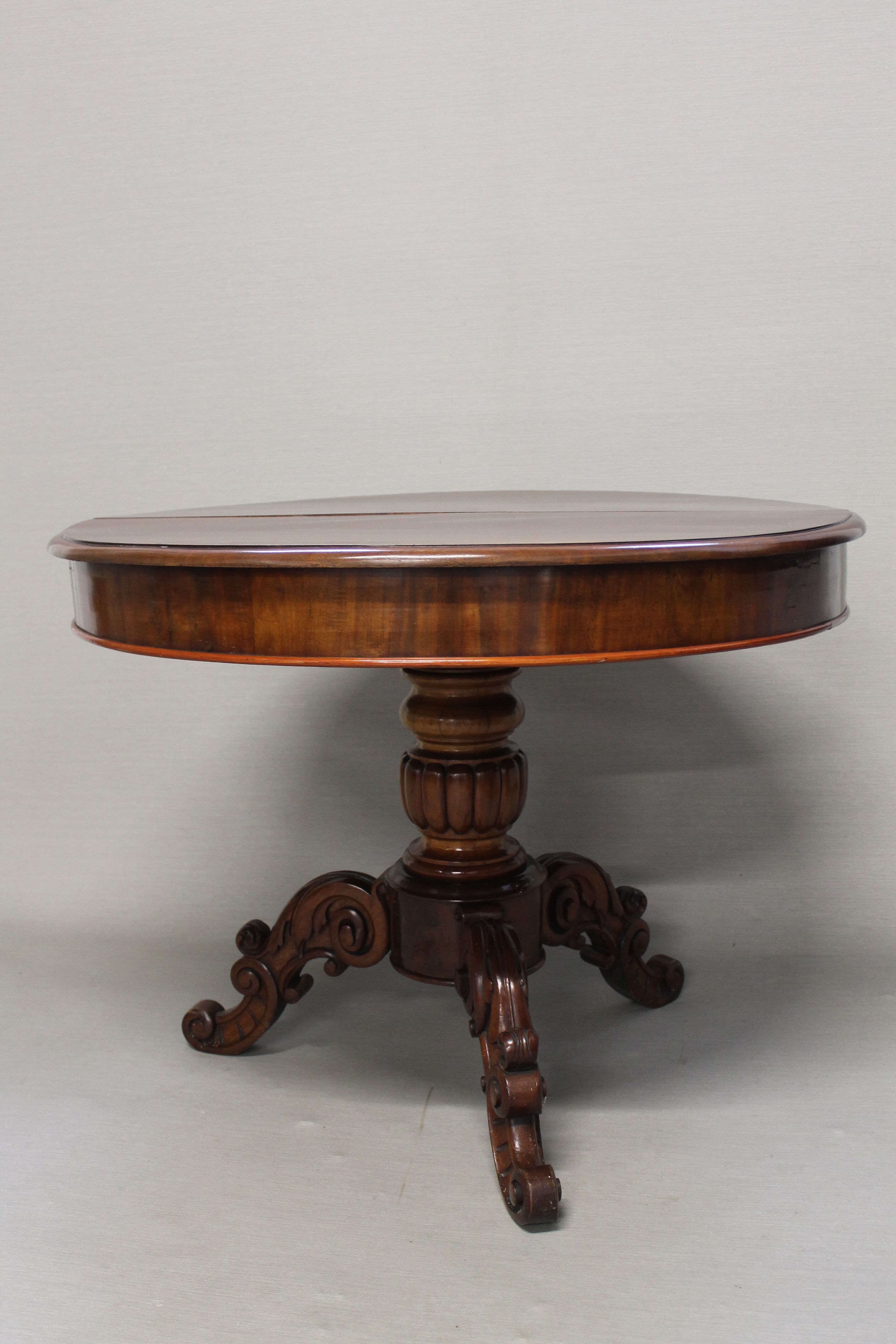 Louis-Philippe period mahogany healing
