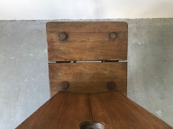 Suite de 6 chaises savoyardes en bois massif, vers 1950