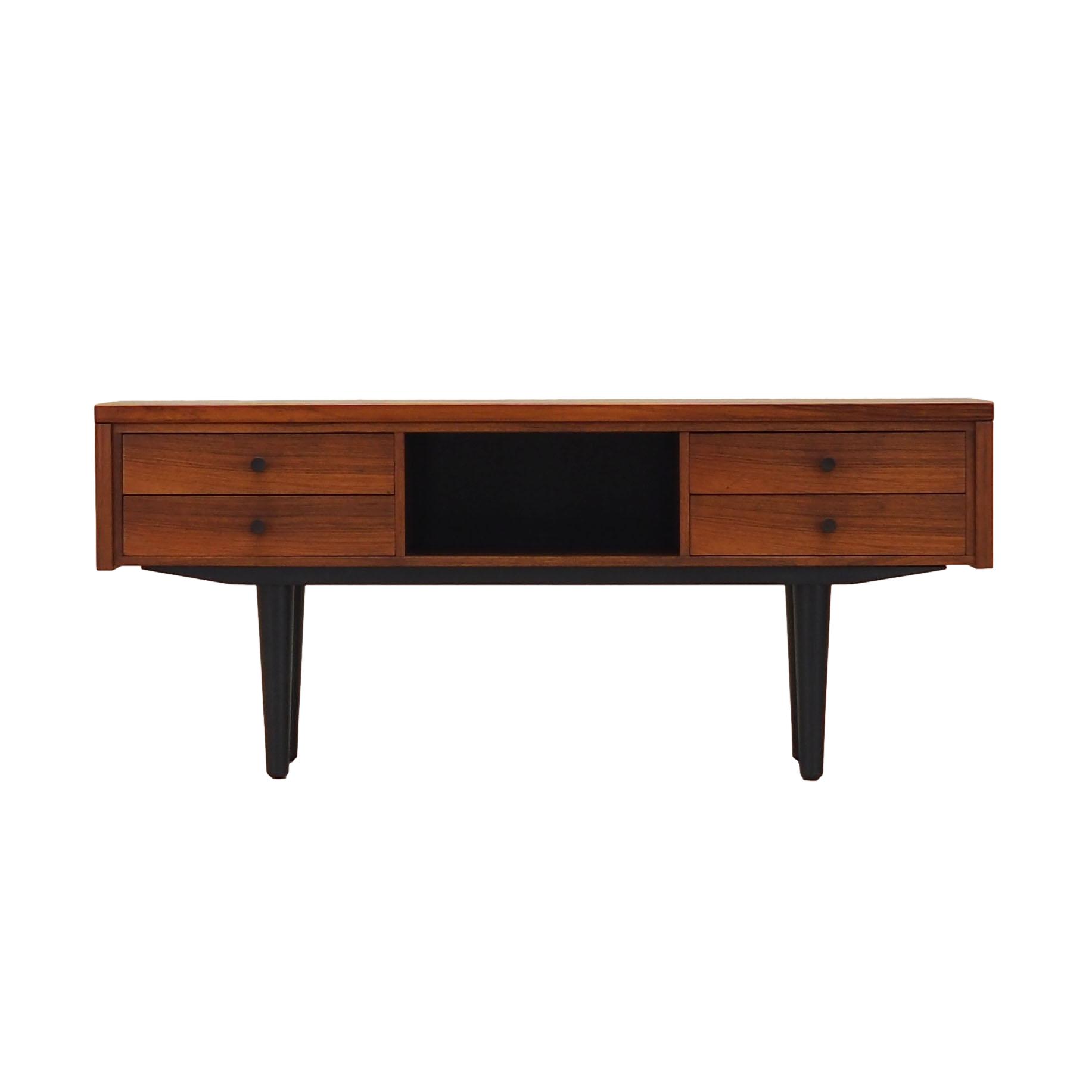 Commode en palissandre, design danois, années 1970, production: Danemark