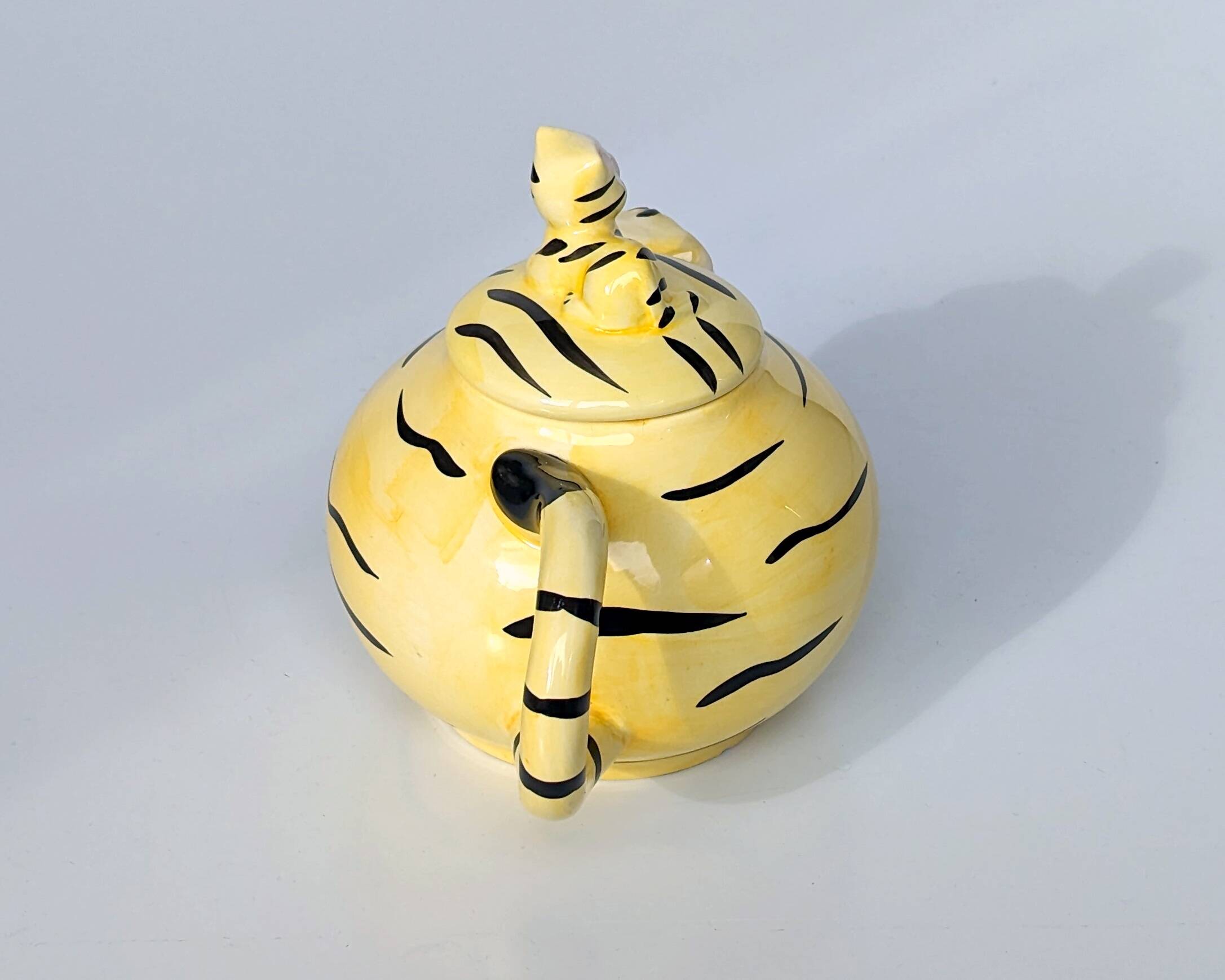 Anthropomorphic teapot coffee maker Tiger and baby tiger - Height 16 cm x Diameter 14 cm