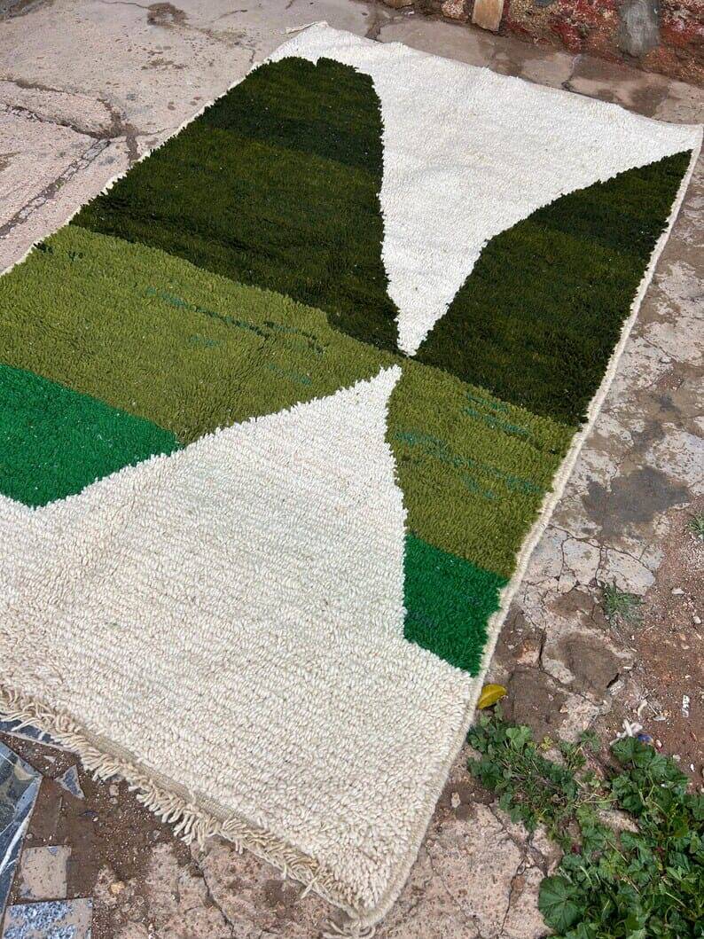 Handmade Berber Beni Ouraine rug, 100 x 300 cm