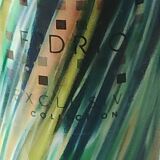 Fidrio Fiesta Globe/Ball Design Vase. Speckled