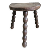 Tripod stool 07