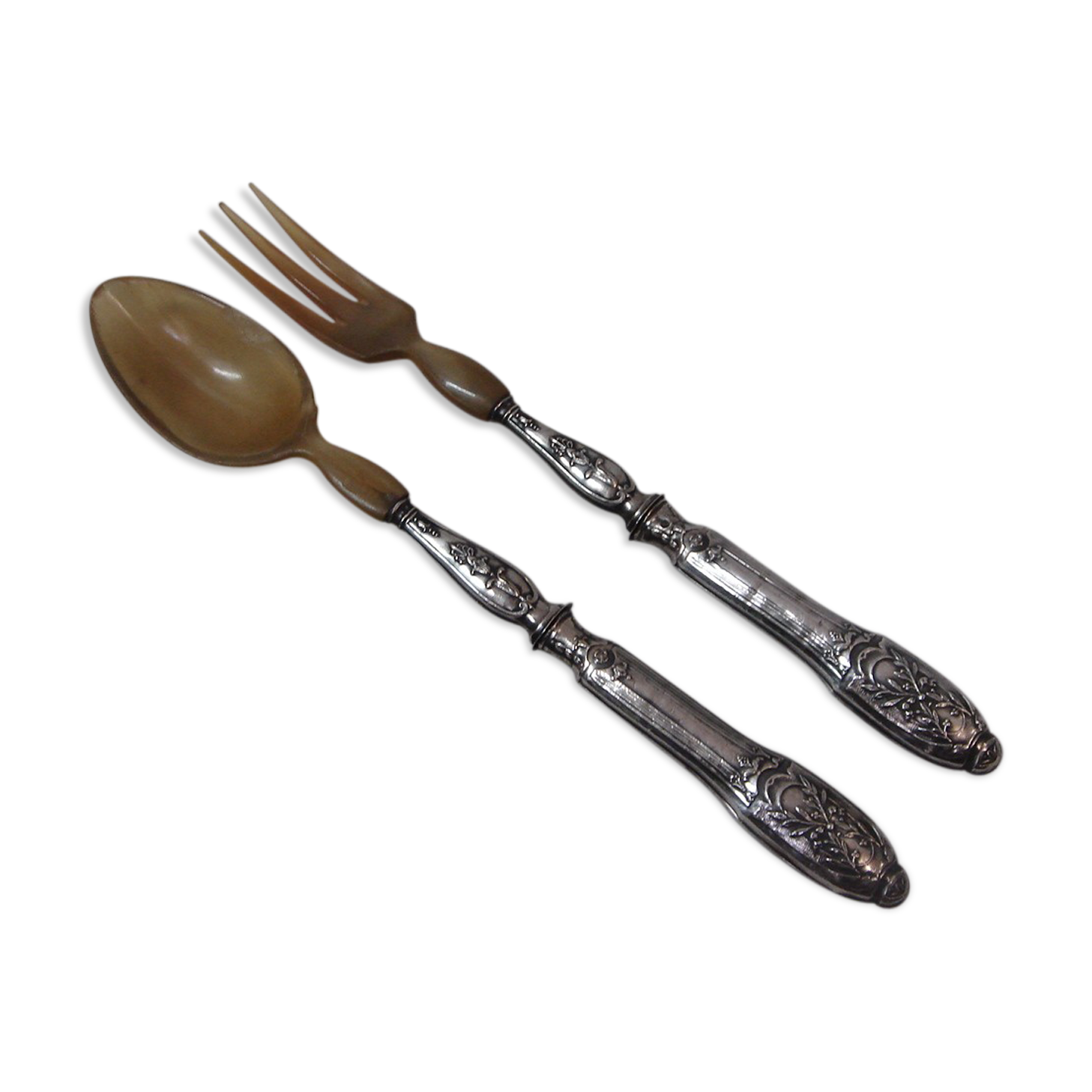 Solid silver salad cutlery set