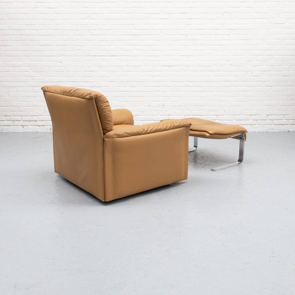 Queening Armchair by Giovanni Ofredi for Saporiti