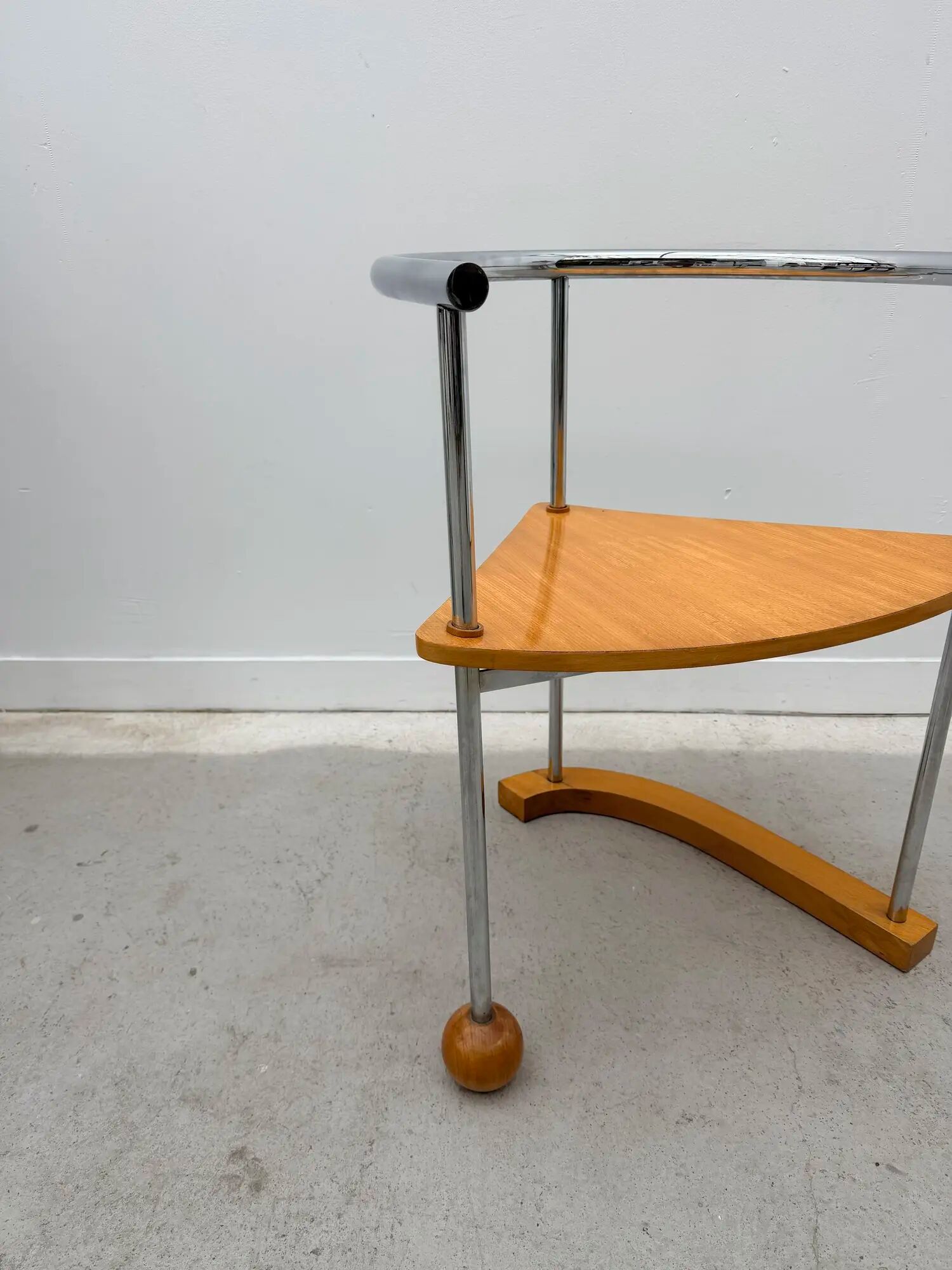 Postmodern chair in chrome and wood, 1980