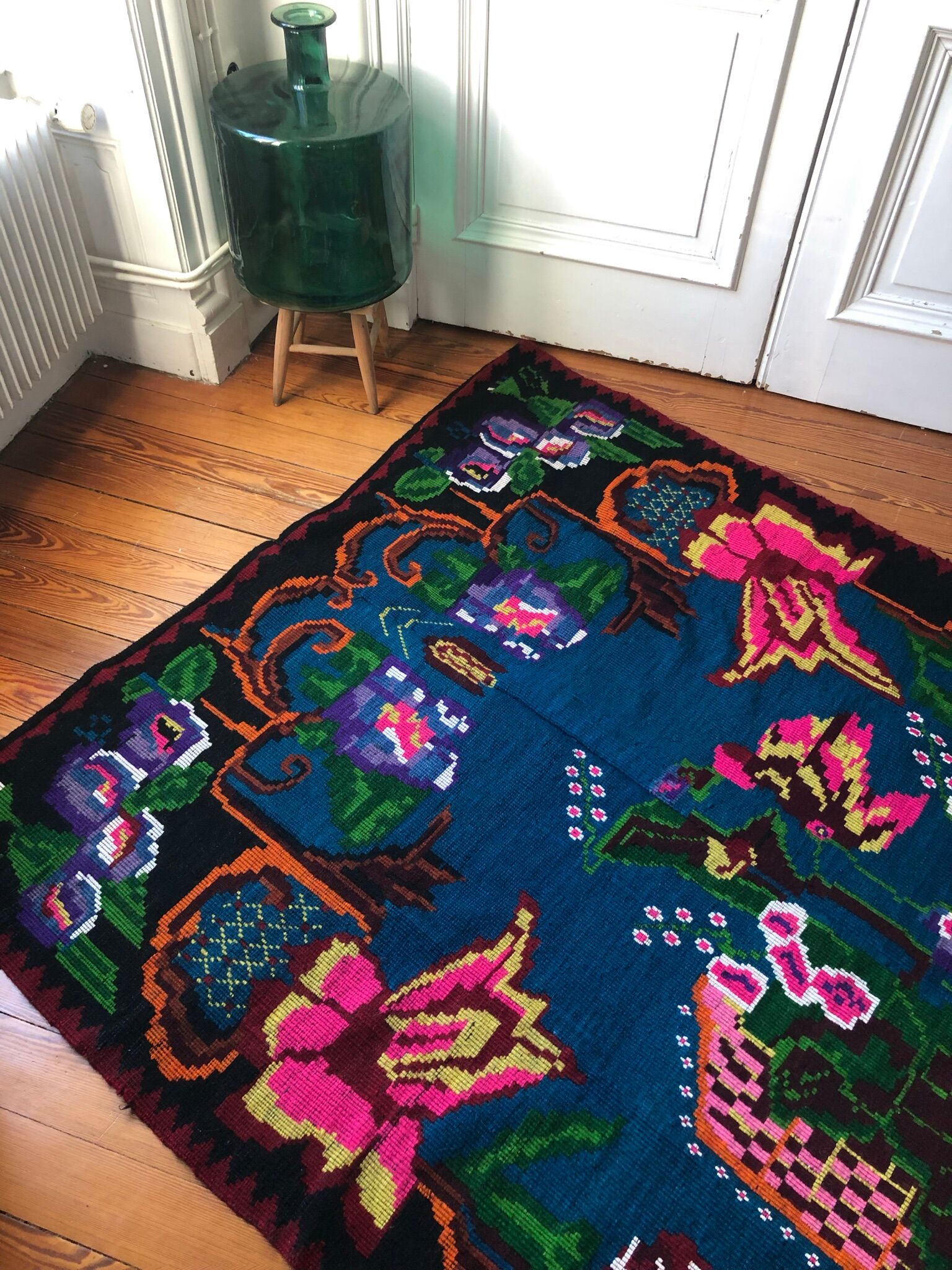 Moldovan kilim carpet