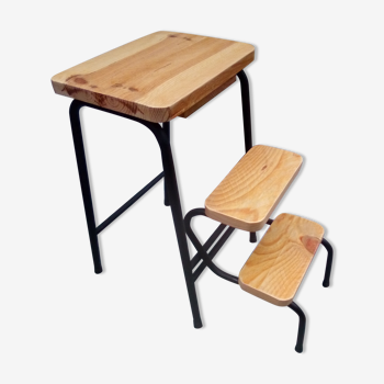 Foldable steplady stool