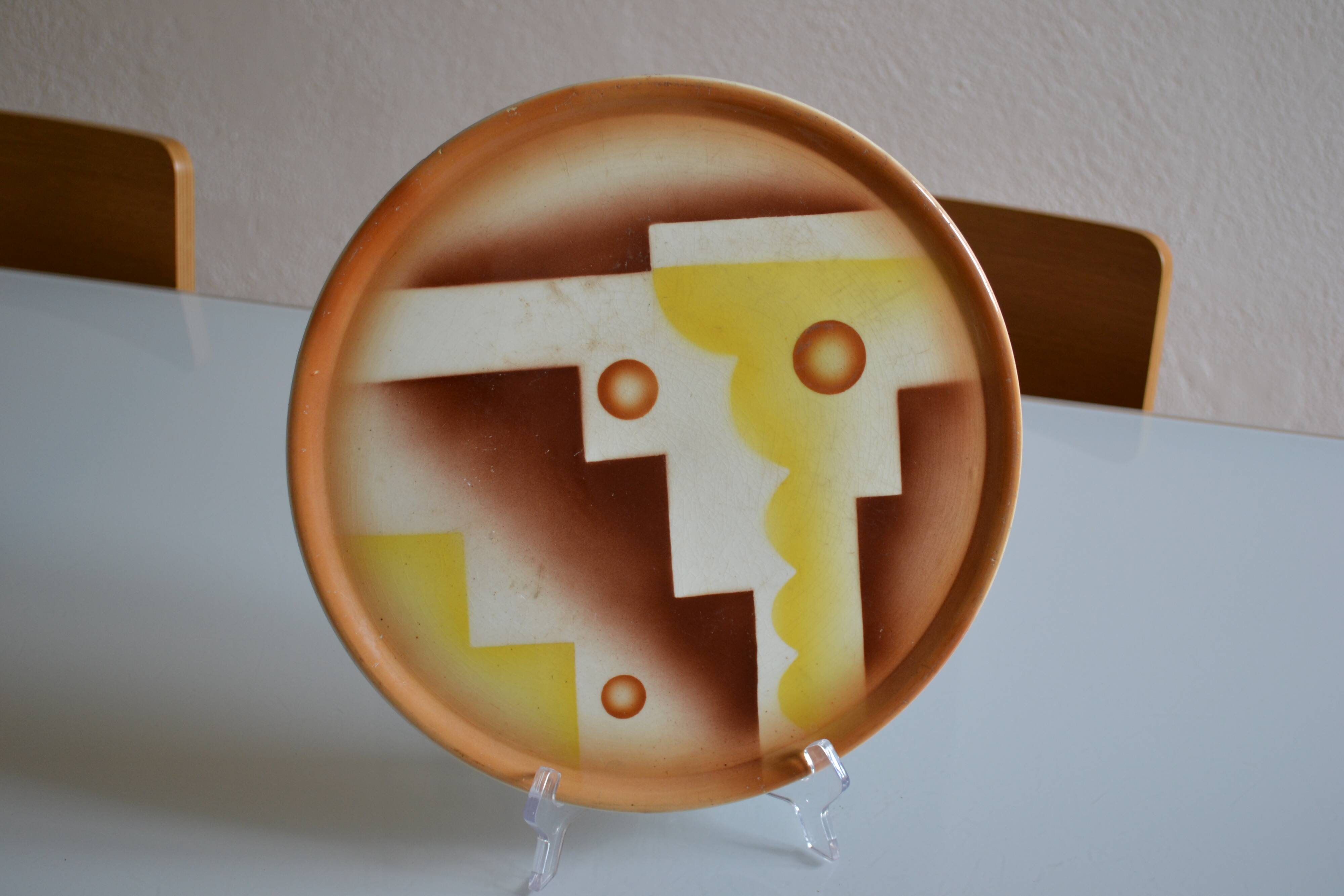 Art deco ceramic dish with geometric decor