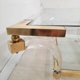 Table basse carrée en laiton, lucite et verre, Hollywood Regency
