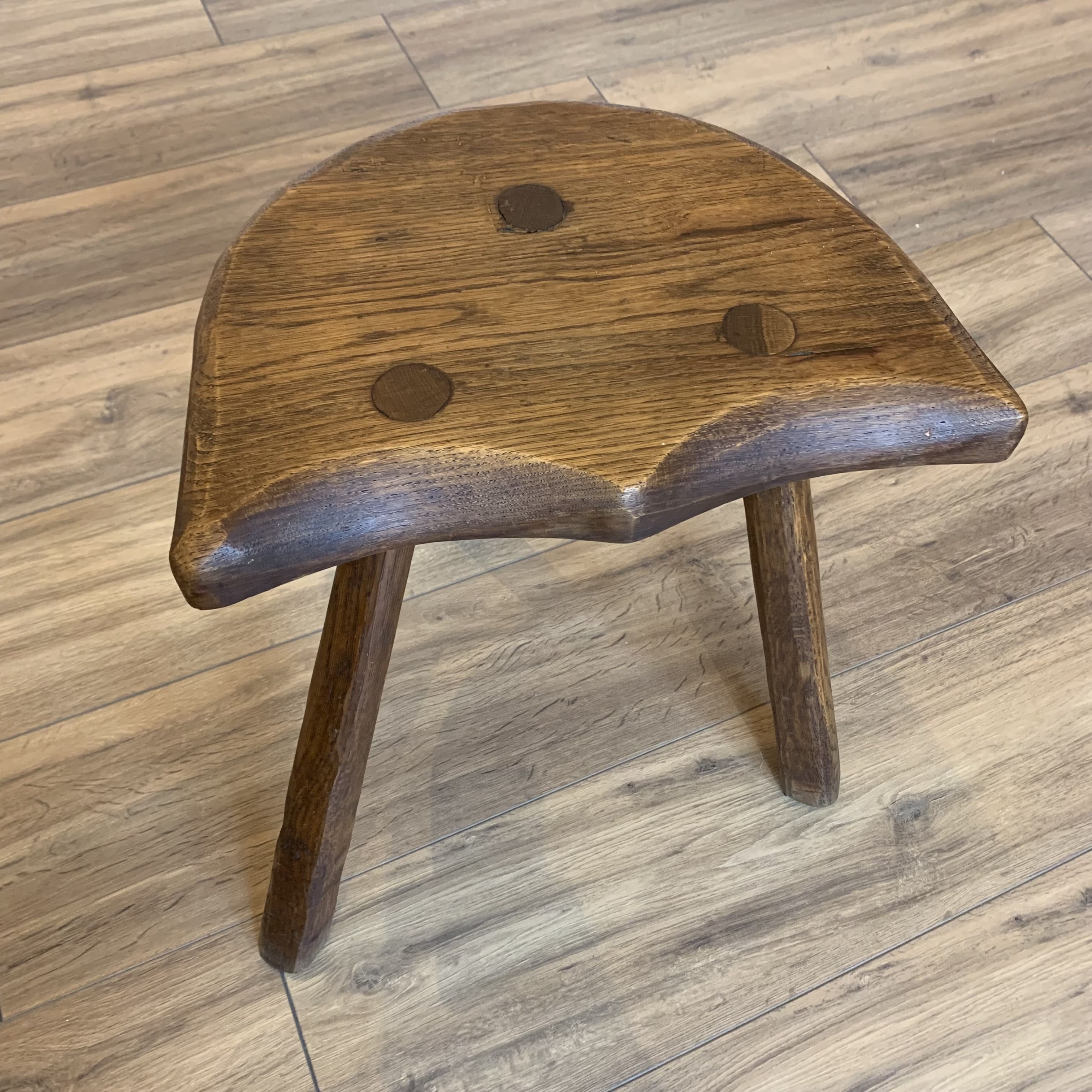 Tripod stool