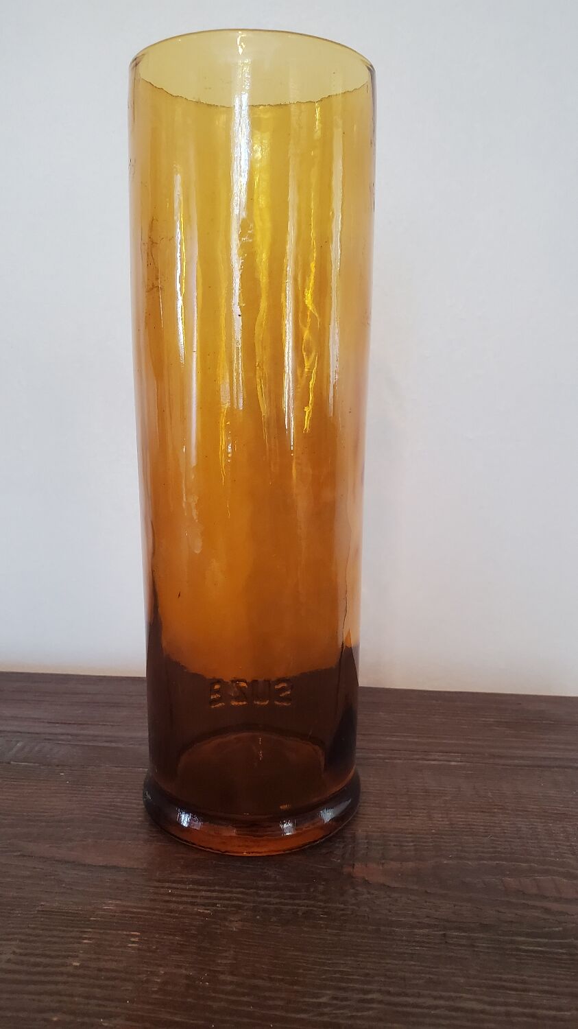 Vintage suze vase