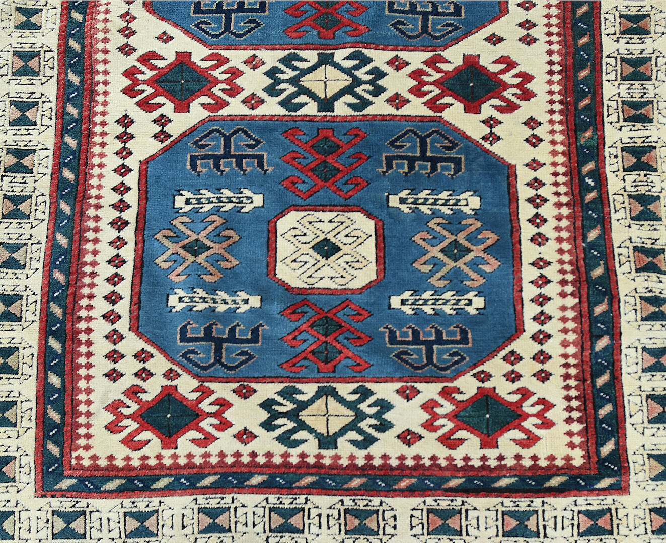 Carpet 190 x 108 cm